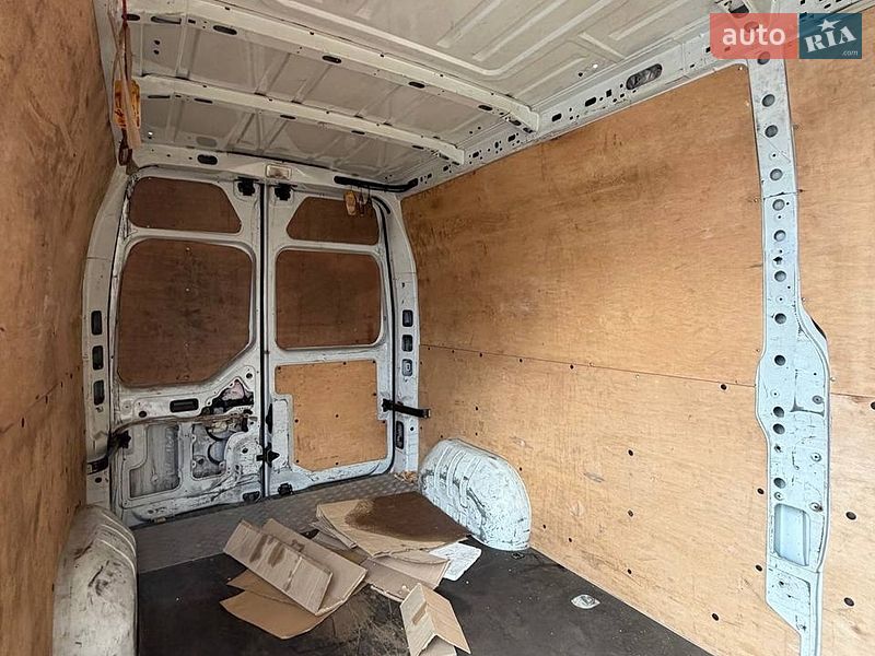 Грузовой фургон Renault Master 2016 в Киеве