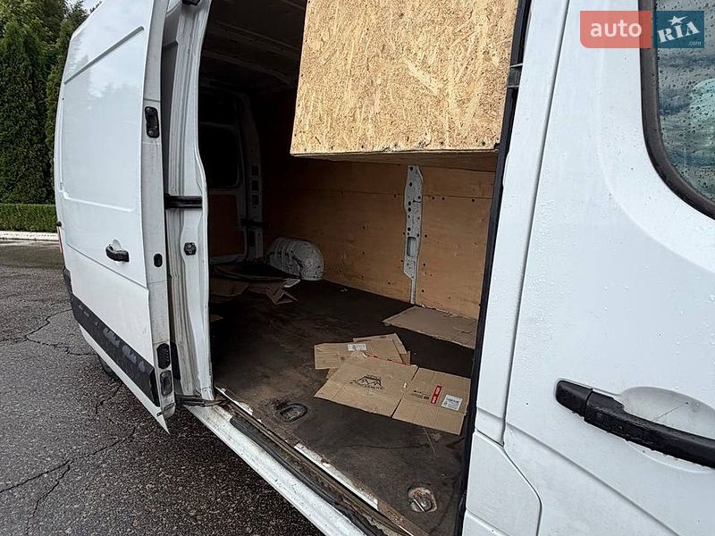 Грузовой фургон Renault Master 2016 в Киеве