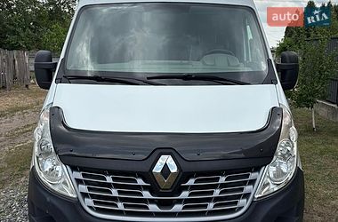 Вантажний фургон Renault Master 2017 в Черкасах