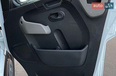Грузовой фургон Renault Master 2015 в Киеве фото 12 Грузовой фургон Renault Master 2015 в Киеве