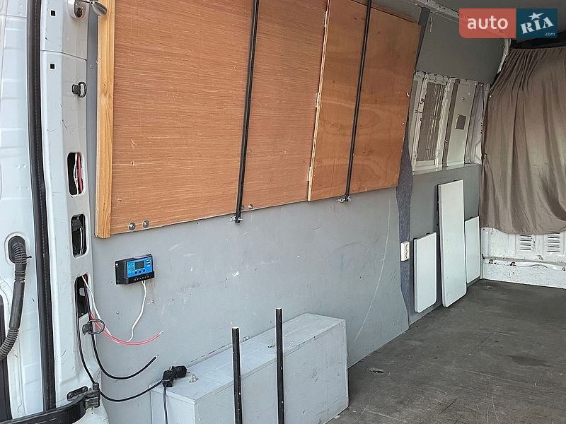 Грузовой фургон Renault Master 2015 в Киеве фото 32 Грузовой фургон Renault Master 2015 в Киеве