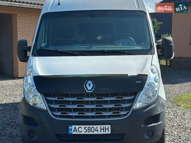 Грузовой фургон Renault Master 2012 в Камне-Каширском