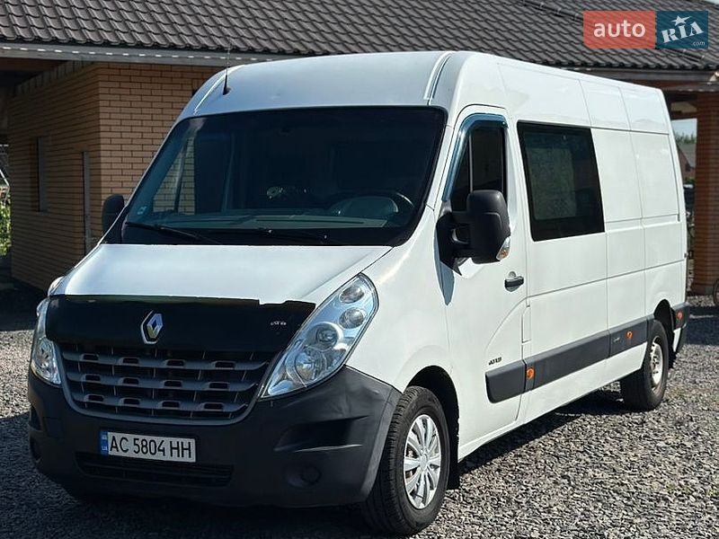 Грузовой фургон Renault Master 2012 в Камне-Каширском