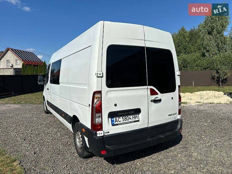 Грузовой фургон Renault Master 2012 в Камне-Каширском