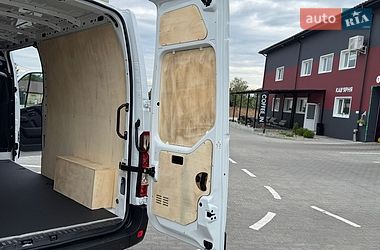 Вантажний фургон Renault Master 2023 в Дубні