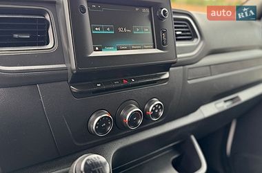 Вантажний фургон Renault Master 2023 в Дубні
