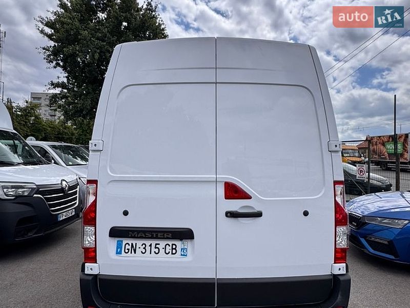 Грузовой фургон Renault Master 2023 в Киеве