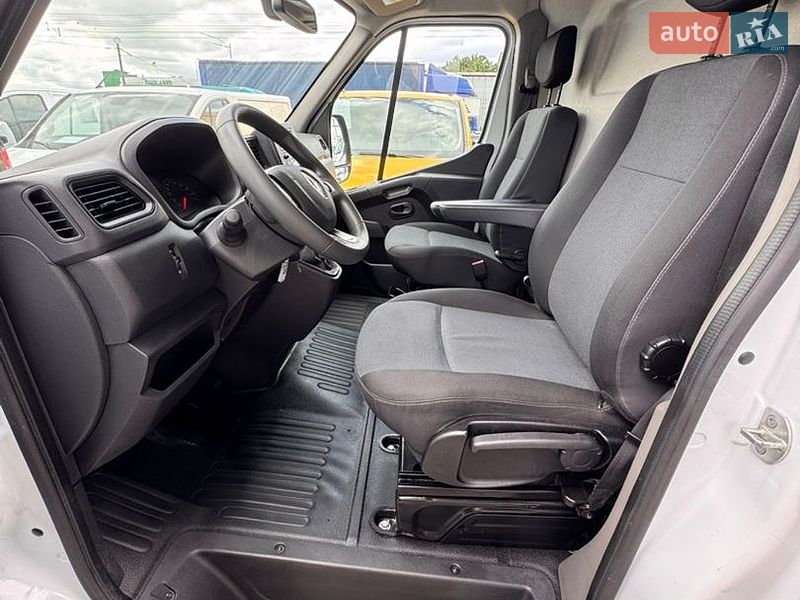 Грузовой фургон Renault Master 2023 в Киеве