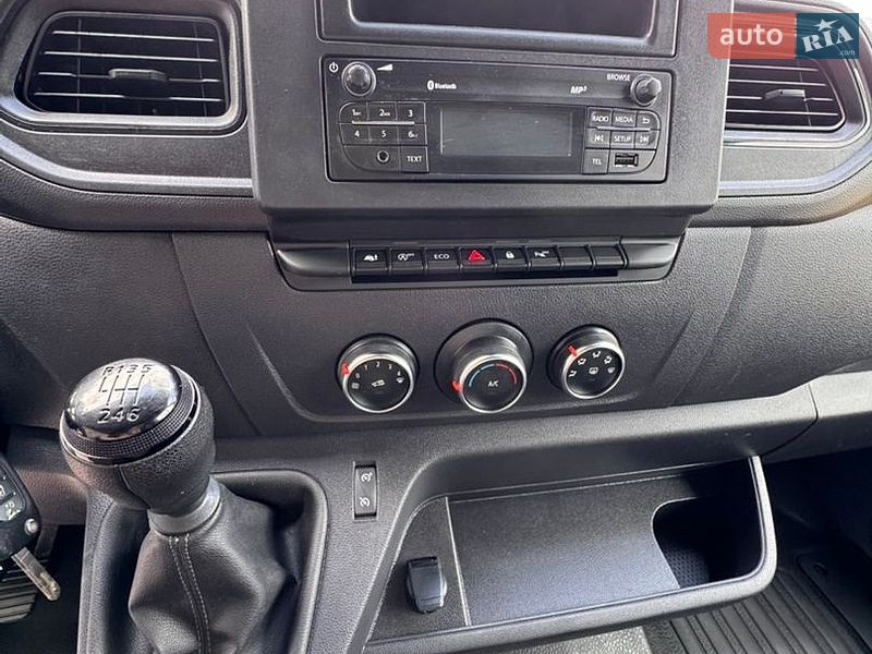 Грузовой фургон Renault Master 2023 в Киеве