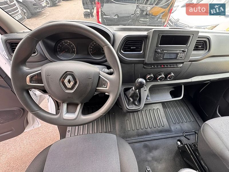 Грузовой фургон Renault Master 2023 в Киеве