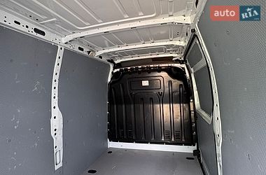 Грузовой фургон Renault Master 2023 в Киеве