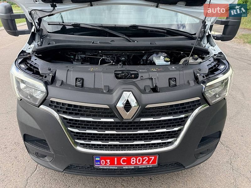 Грузовой фургон Renault Master 2023 в Киеве