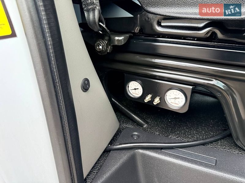 Грузовой фургон Renault Master 2023 в Киеве