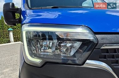 Вантажний фургон Renault Master 2022 в Дубні