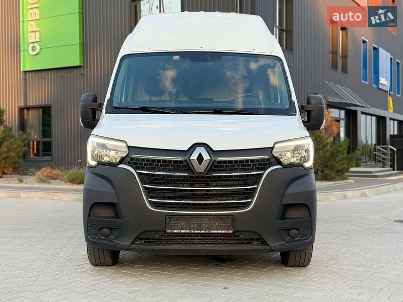 Вантажний фургон Renault Master 2020 в Дубні