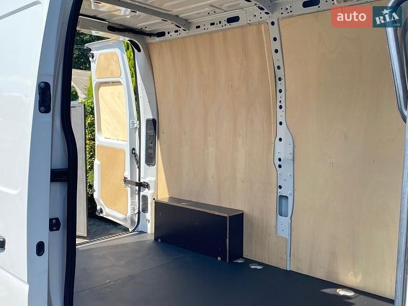 Вантажний фургон Renault Master 2022 в Умані