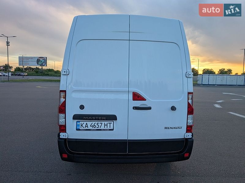Грузовой фургон Renault Master 2022 в Киеве