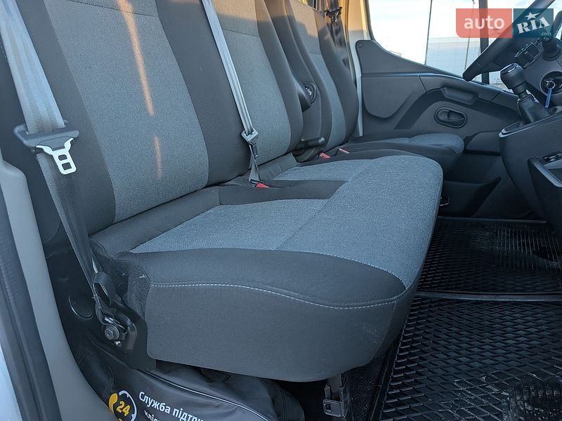 Грузовой фургон Renault Master 2022 в Киеве