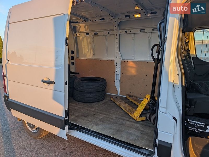 Грузовой фургон Renault Master 2022 в Киеве