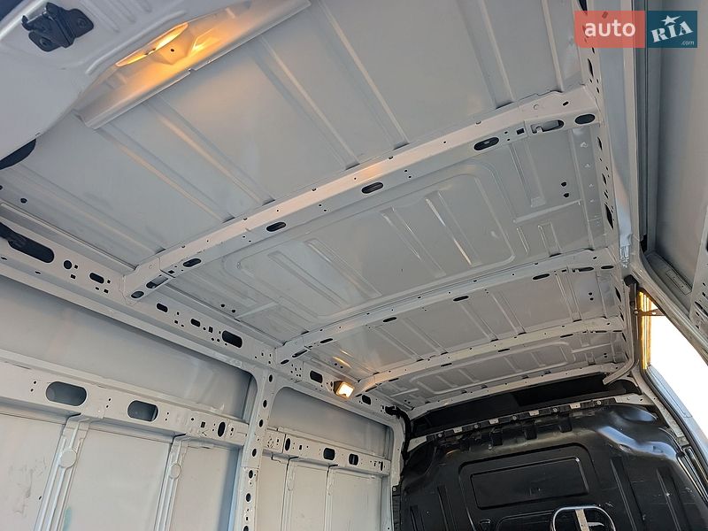 Грузовой фургон Renault Master 2022 в Киеве