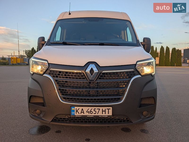 Грузовой фургон Renault Master 2022 в Киеве