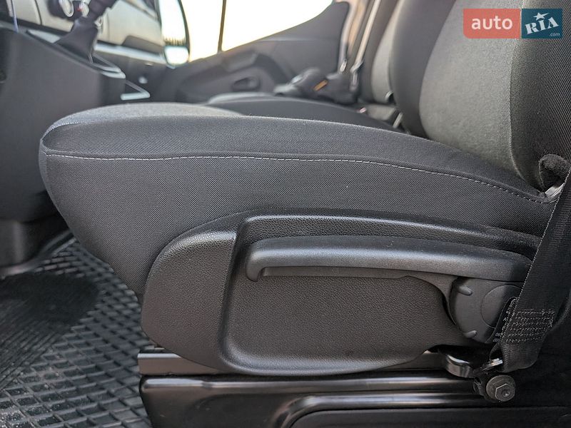 Грузовой фургон Renault Master 2022 в Киеве