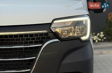 Вантажний фургон Renault Master 2020 в Дубні