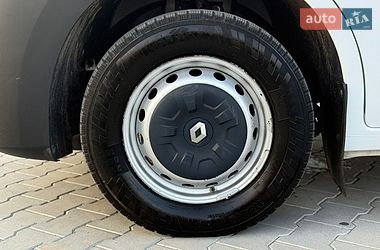 Вантажний фургон Renault Master 2020 в Дубні
