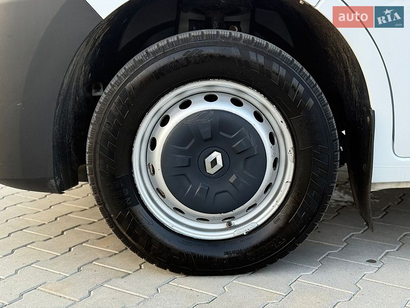 Вантажний фургон Renault Master 2020 в Дубні