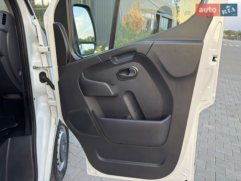 Вантажний фургон Renault Master 2020 в Дубні