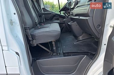 Вантажний фургон Renault Master 2020 в Дубні
