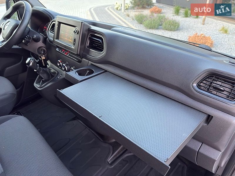 Вантажний фургон Renault Master 2020 в Дубні