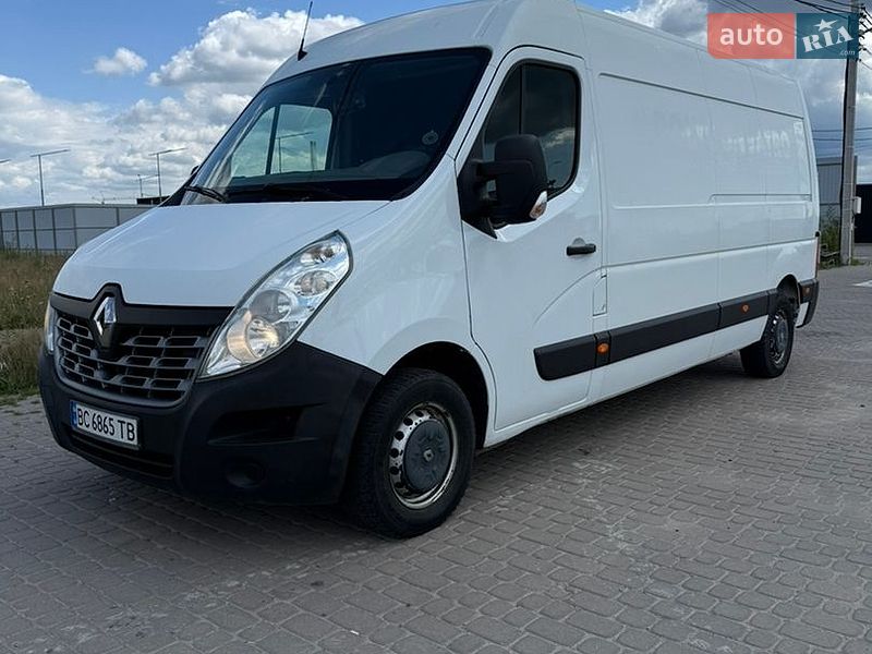 Вантажний фургон Renault Master 2016 в Львові