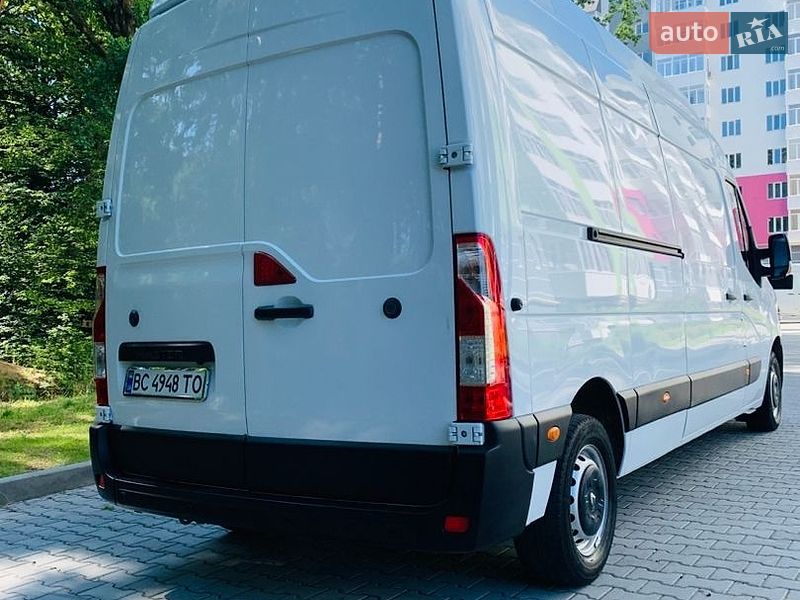 Вантажний фургон Renault Master 2020 в Львові
