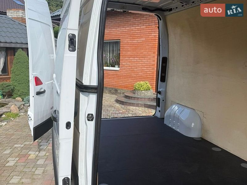 Вантажний фургон Renault Master 2022 в Умані фото 17 Вантажний фургон Renault Master 2022 в Умані