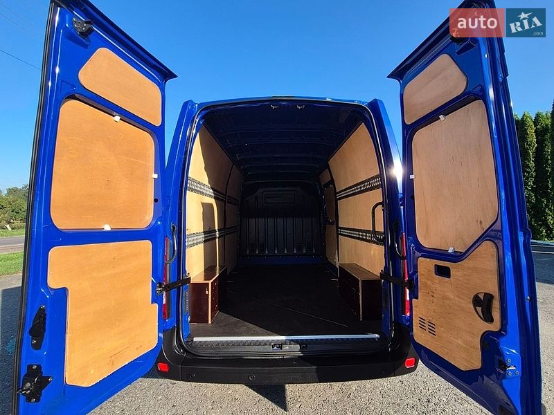 Вантажний фургон Renault Master 2021 в Дубні