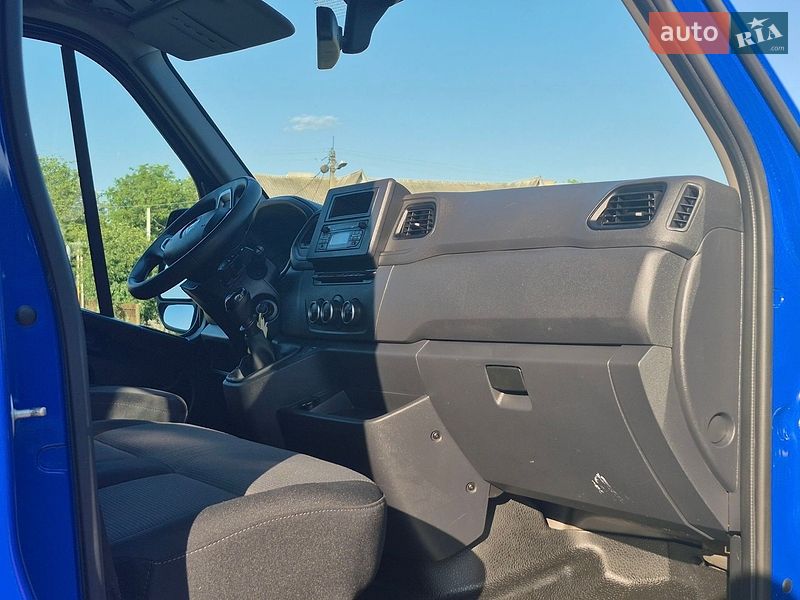 Вантажний фургон Renault Master 2021 в Дубні