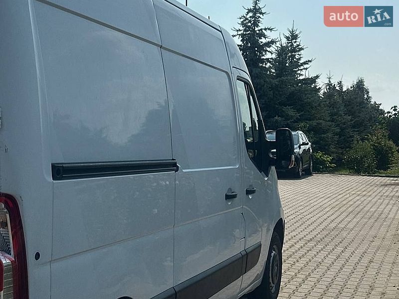 Вантажний фургон Renault Master 2019 в Дубні