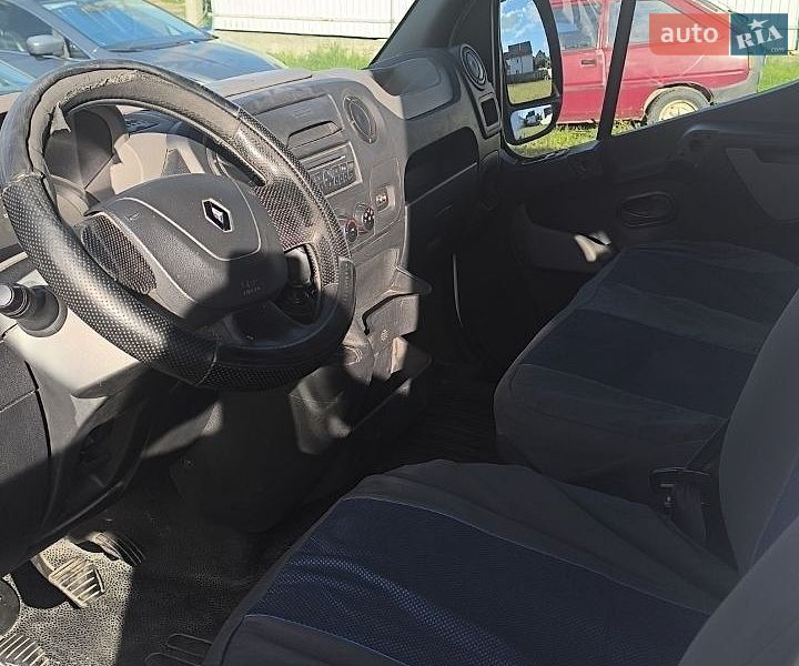Грузовой фургон Renault Master 2012 в Киеве