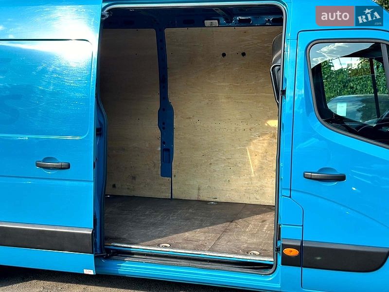 Вантажний фургон Renault Master 2021 в Вінниці