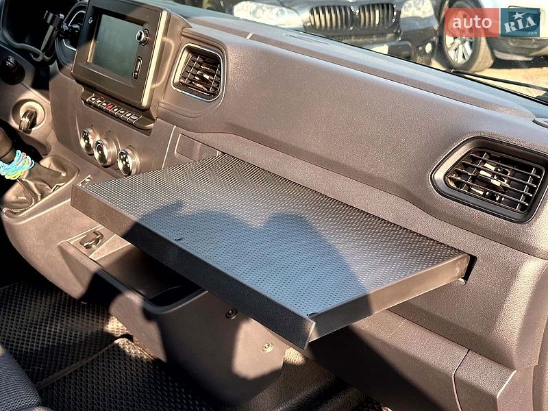 Вантажний фургон Renault Master 2021 в Вінниці