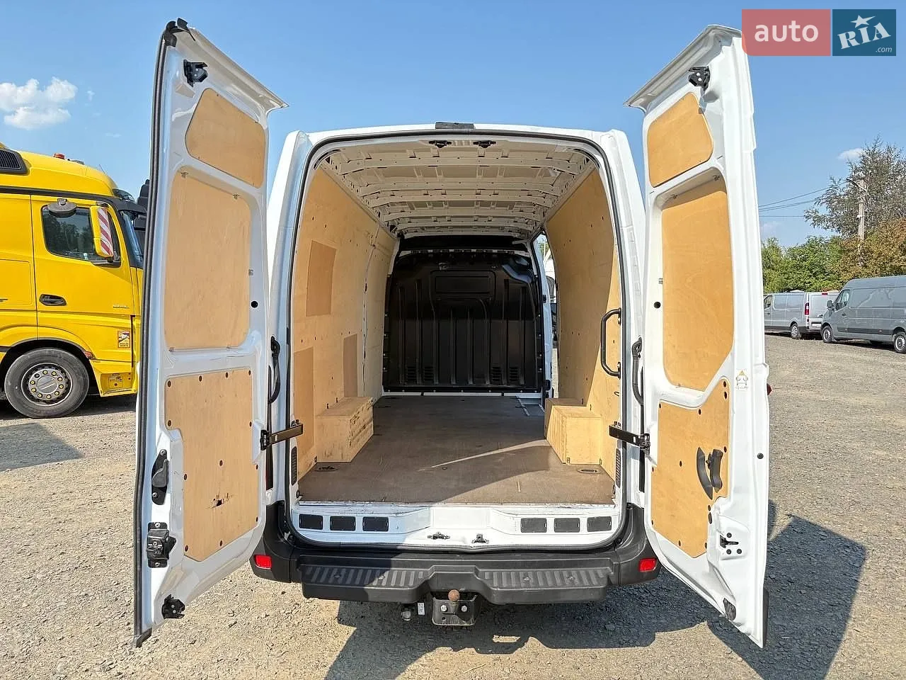 Renault Master 2023 VIN VF1MA000171160826 фото оголошення 18 з 33