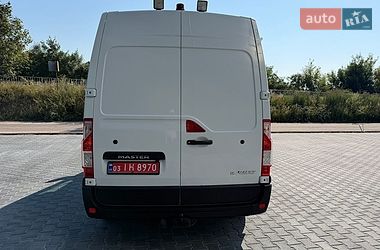 Вантажний фургон Renault Master 2015 в Тернополі