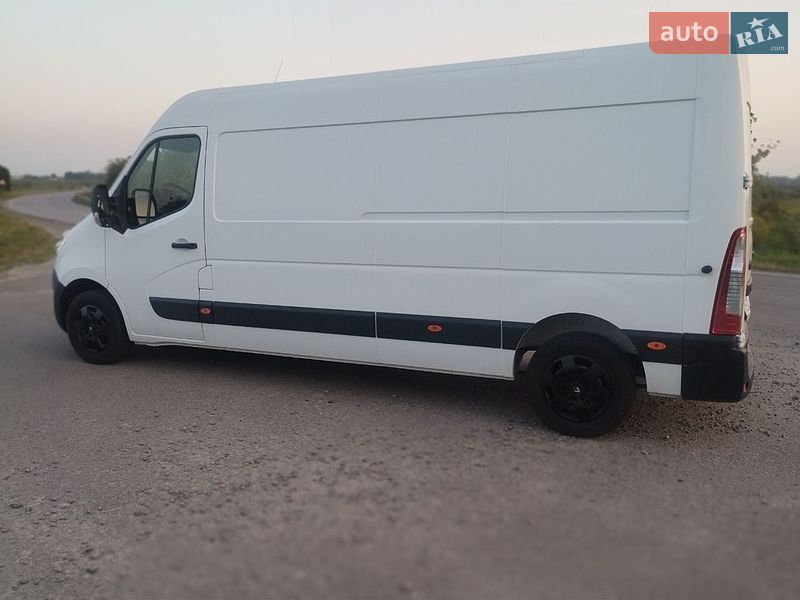 Вантажний фургон Renault Master 2018 в Дубні