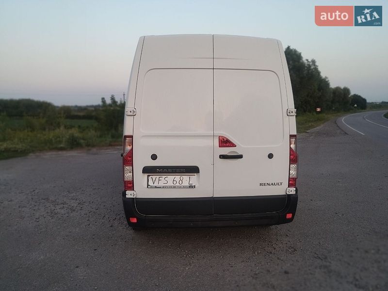 Вантажний фургон Renault Master 2018 в Дубні