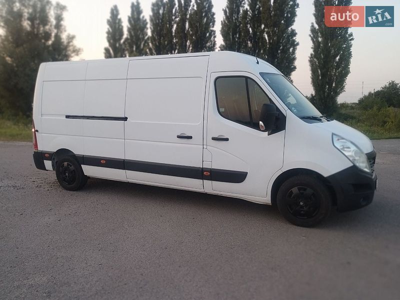 Вантажний фургон Renault Master 2018 в Дубні