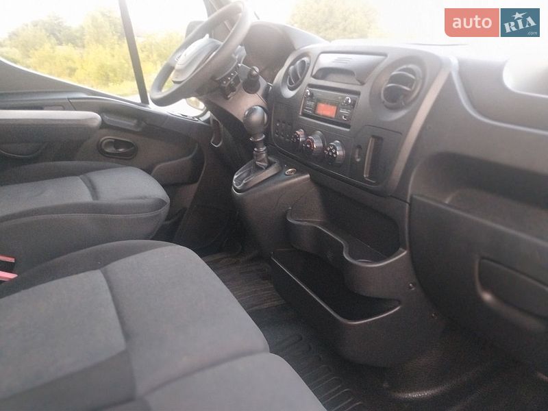 Вантажний фургон Renault Master 2018 в Дубні