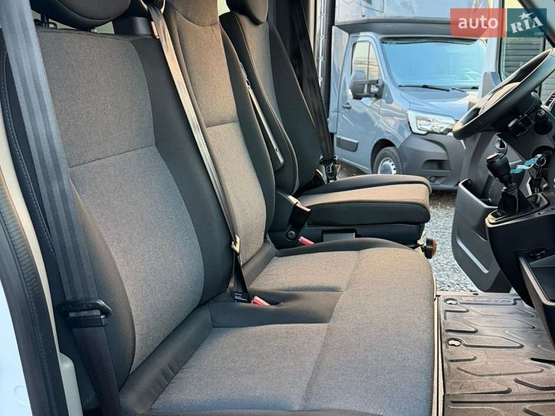 Вантажний фургон Renault Master 2022 в Ковелі