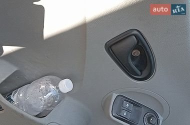 Другие грузовики Renault Master 2006 в Овидиополе