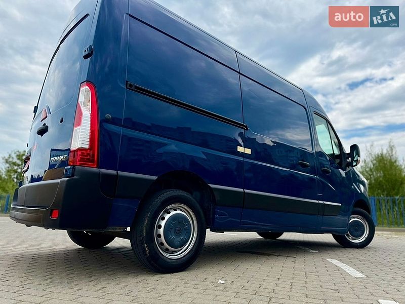 Вантажний фургон Renault Master 2021 в Трускавці